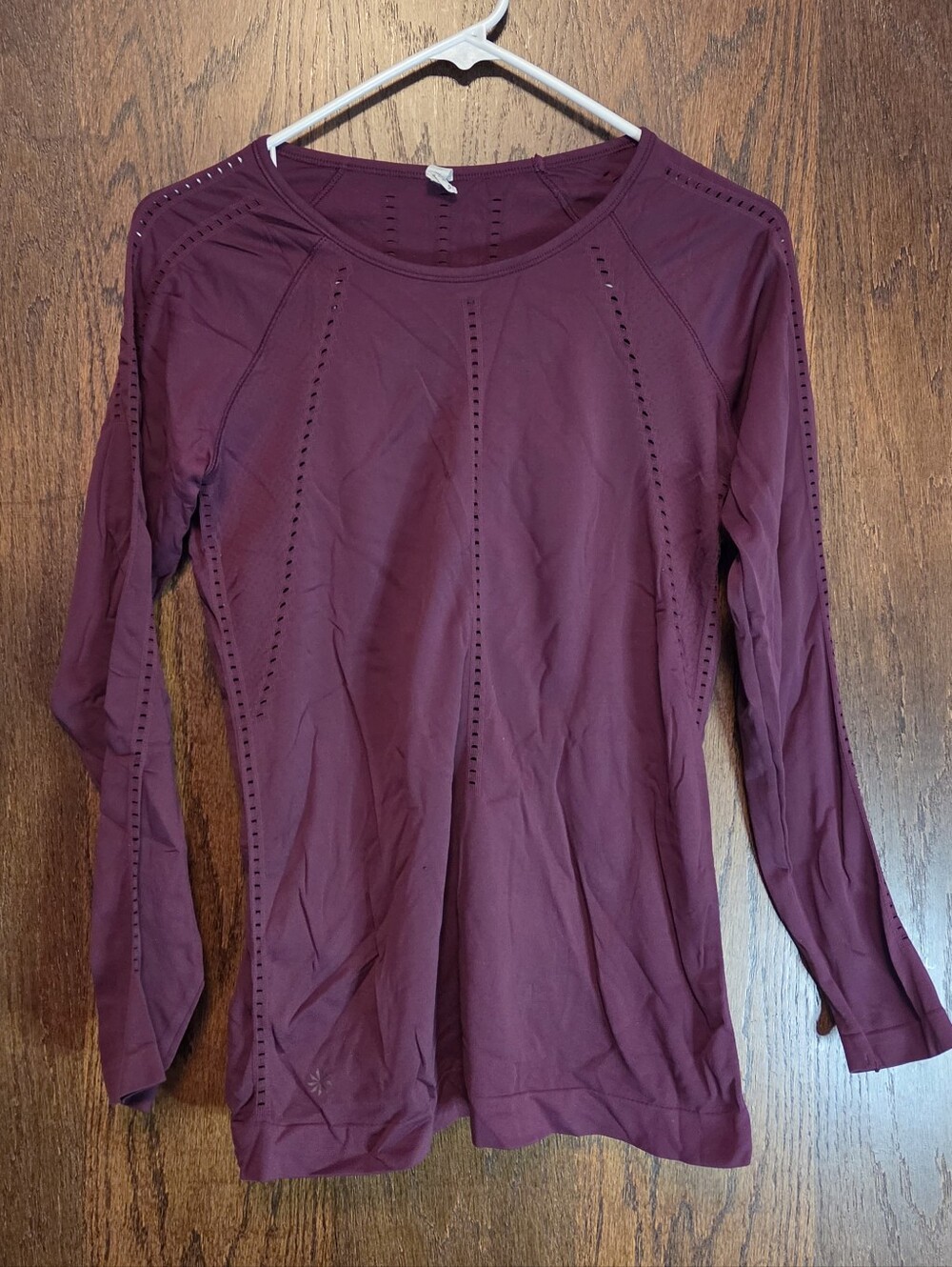 Athleta Long-Sleeve Women's Active Top in Deep Plum